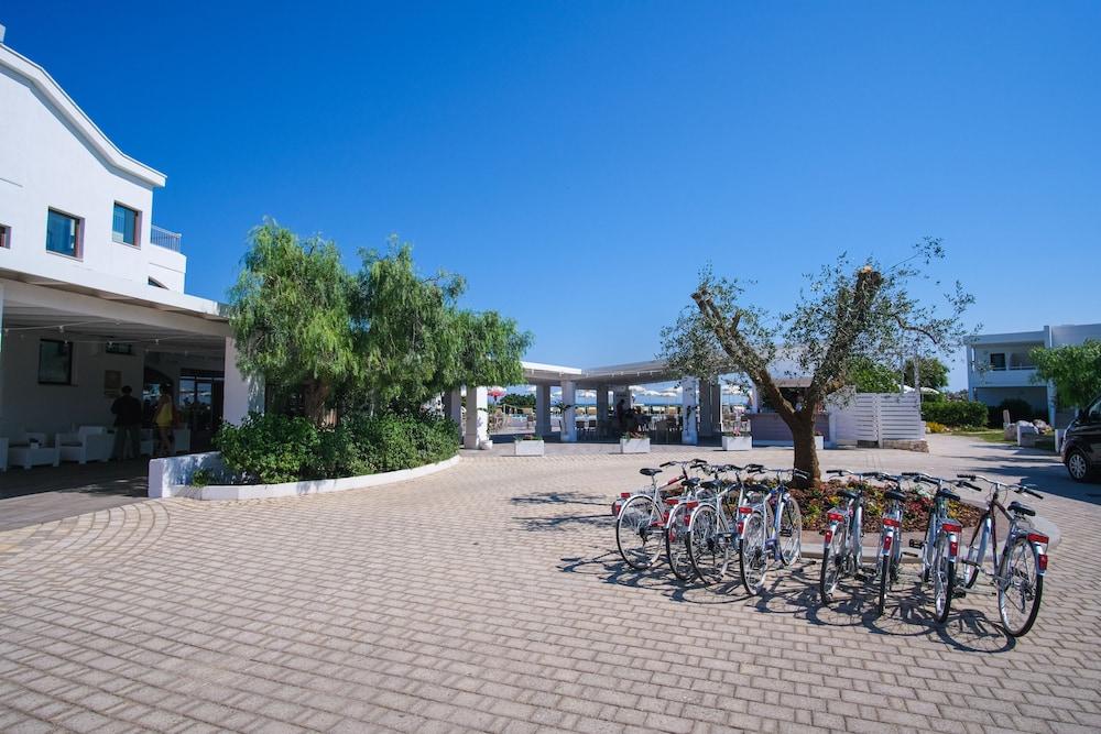 Torre Guaceto Greenblu Resort 4*
